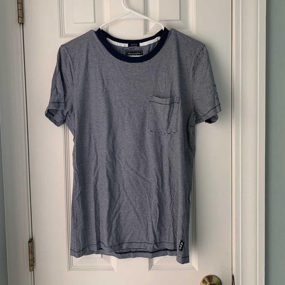 Abercrombie & Fitch T-shirt